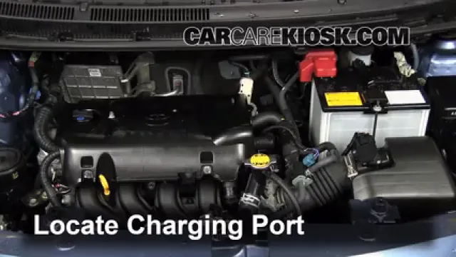 2011 Toyota Yaris 1.5L 4 Cyl. Sedan Climatisation Ajouter du réfrigérant